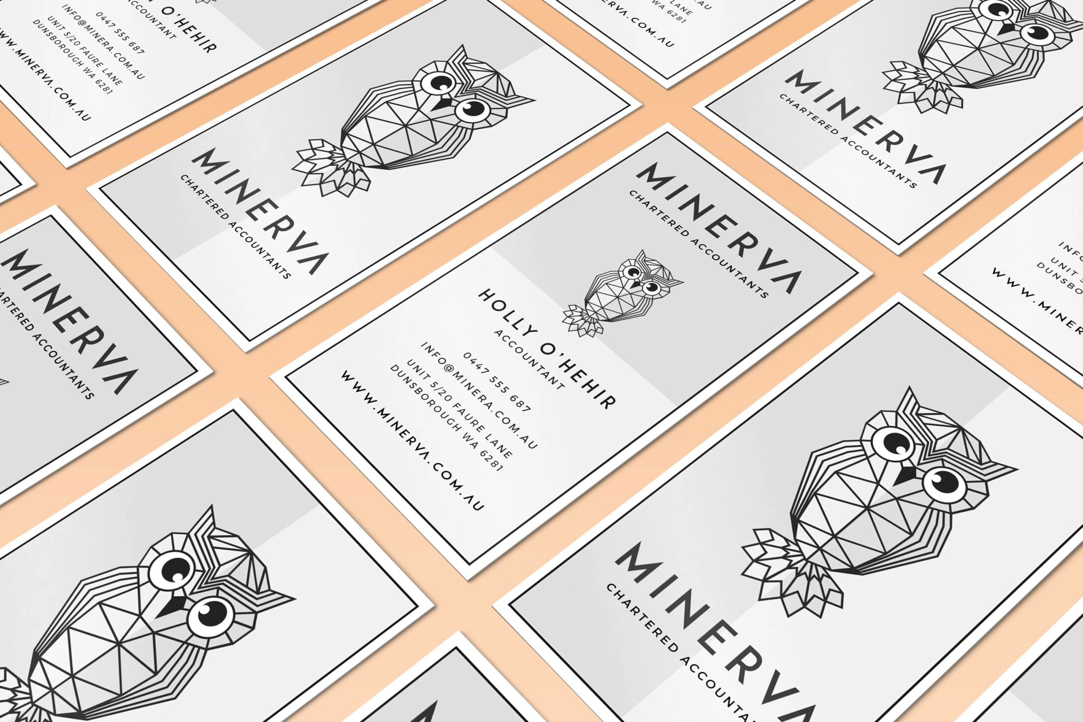 Minerva Accounting | Business cards | Bold Branding & Custom Squarespace Designs | Sofia Parker Creative Studio | www.sofia-parker.com